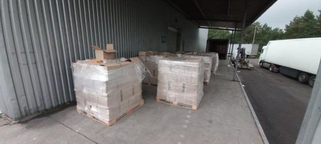 На волинському кордоні зупинили вантажівку, напаковану цеглою. ФОТО