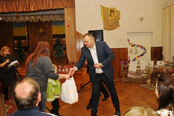 У Луцьку меценат влаштував сюрприз для малозабезпечених родин