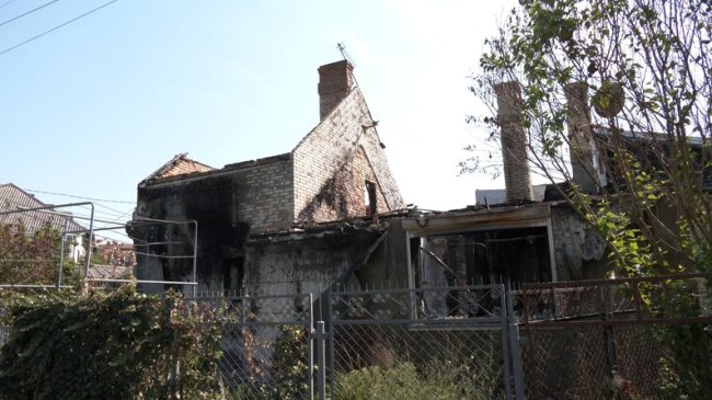 «Була півтораповерхова хата, а по відшкодуванню однокімнатна квартира», - лучанка про збитки після атаки рф