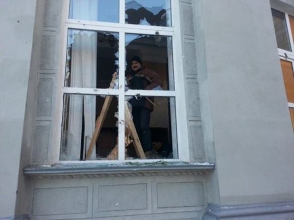 Черкаська ОДА після штурму. ФОТО