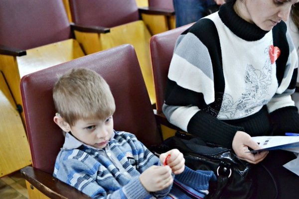 Організатори масштабної благодійної акції на Волині допомогли дітям з вадами слуху. ФОТО