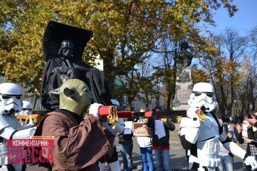 В Одесі Дарт Вейдер попросився в крісло мера. ФОТО. ВІДЕО