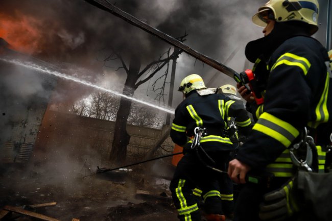 У Луцьку горів трансформатор. ФОТО