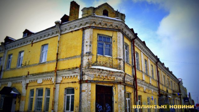 Реставрація двору Прайзлерів у Луцьку: як триває і чому це не буде швидко 