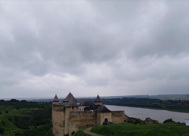 Волинська журналістка за 2 дні об'їздила 6 замків. ФОТО