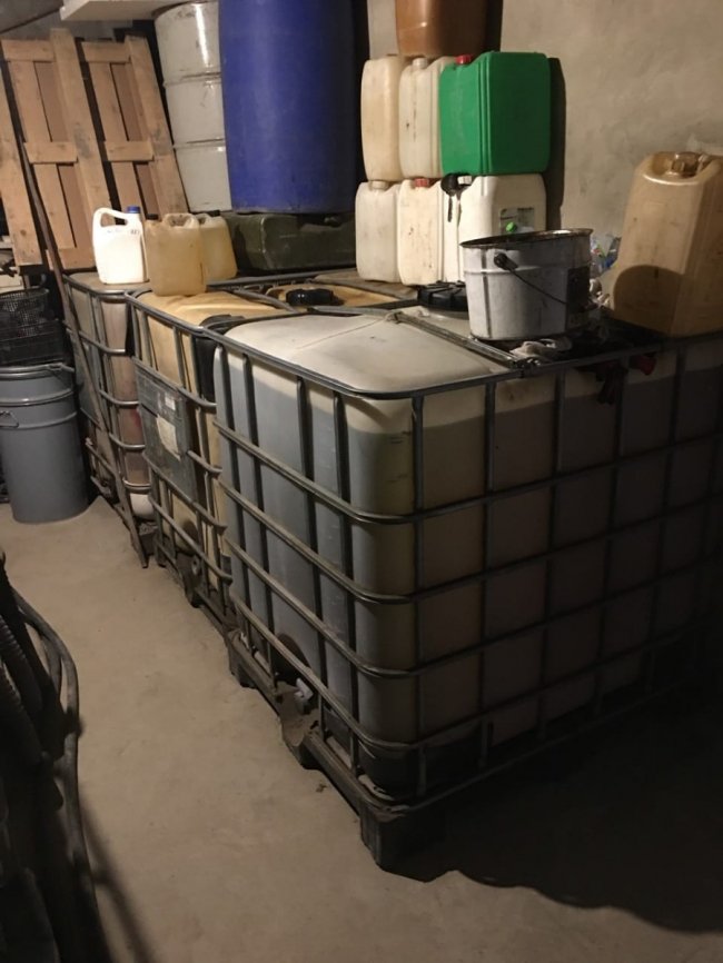 В Устилузі викрили підпільну заправку