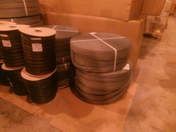 На «Ягодині» у вантажівці, що їхала з Польщі, знайшли контрабанду на понад 200 тисяч гривень