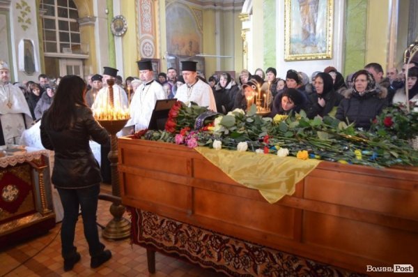 У Луцьку прощалися з бійцем 51-ої бригади. ФОТО. ВІДЕО