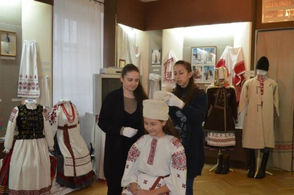 У луцькому музеї ‒ нетрадиційна виставка. ФОТО