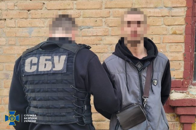 СБУ зловила спритників, які хотіли вивезти з України обладнання до бойових літаків