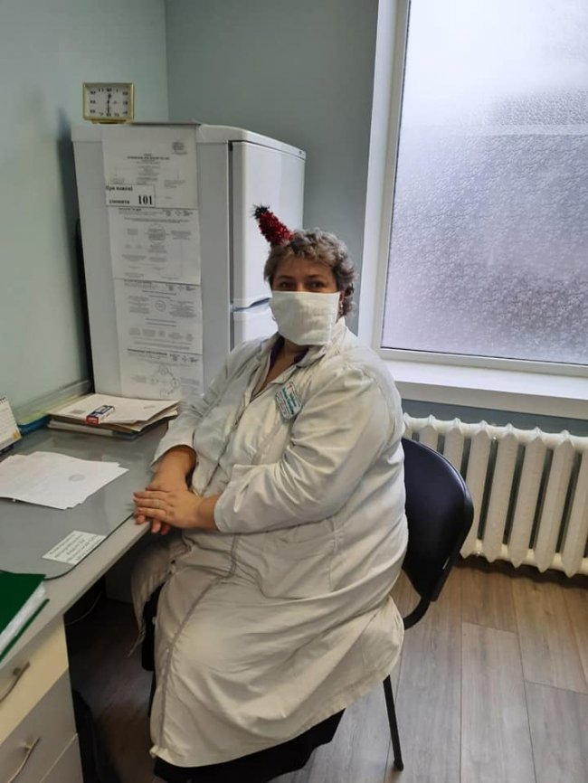 Медики з Волині влаштували новорічний флешмоб для маленьких пацієнтів. ФОТО