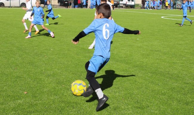 У Луцьку відкрили нове футбольне поле. ФОТО