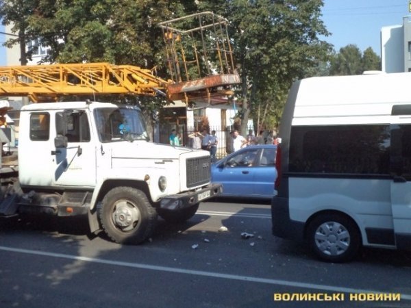 У Луцьку - ДТП за участю чотирьох машин. ФОТО