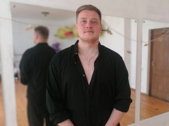 Після поранення на фронті переніс 10 операцій: історія ветерана, який навчає дітей бальним танцям на Волині
