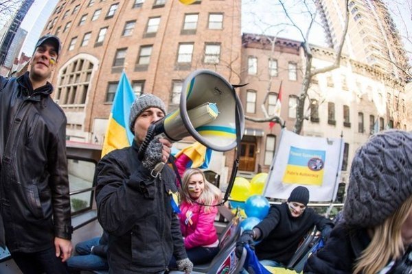 Нью-Йорком їздив «МайданоБус». ФОТО