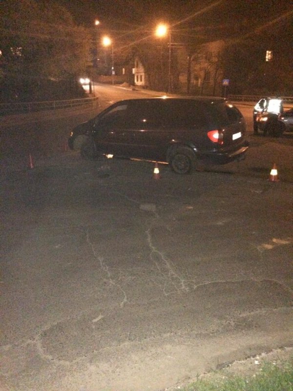 Аварія в Луцьку: водій втік з місця події. ФОТО