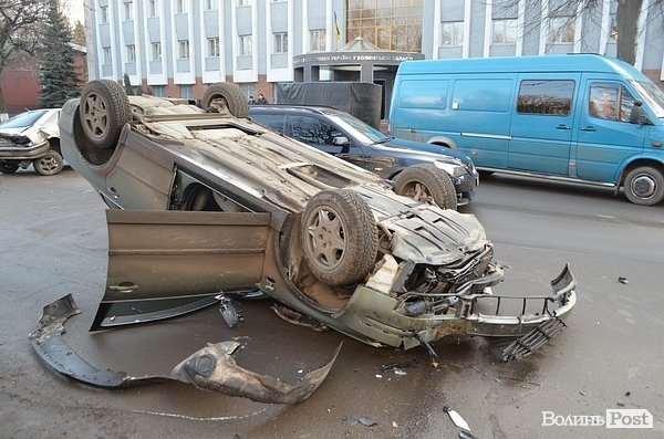 У Луцьку ‒ потрійна аварія. ФОТО