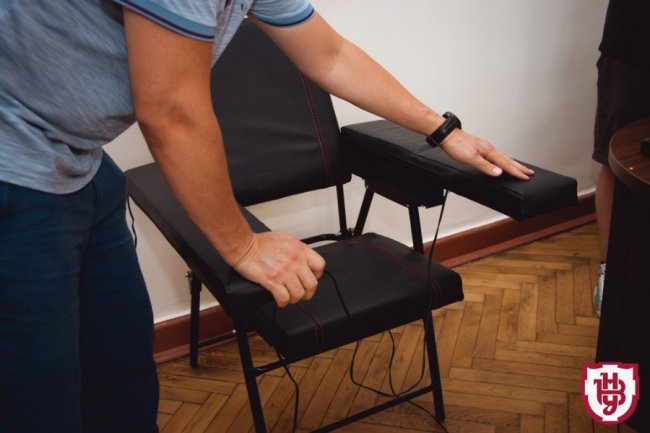 У ВНУ з'явився «детектор брехні». ФОТО