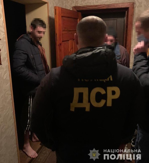 Затримали банду злодіїв, які обкрадали офіси і банкомати на Волині, Львівщині і Тернопільщині. ФОТО