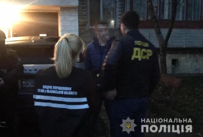 Затримали банду злодіїв, які обкрадали офіси і банкомати на Волині, Львівщині і Тернопільщині. ФОТО