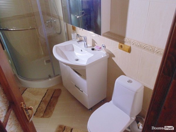 Ванна у будинку охорони