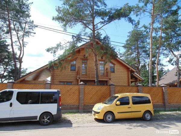 На Волині показали маєток, пов'язаний з Калетником та сином Януковича. ФОТО