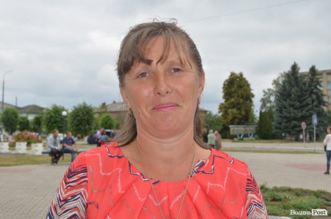 Одинадцять «героїчних» мам: у Любешові жінкам вручили почесні нагороди. ФОТО