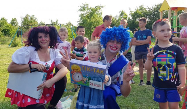 На радість дітям: на Волині – два нові ігрові майданчики. ФОТО