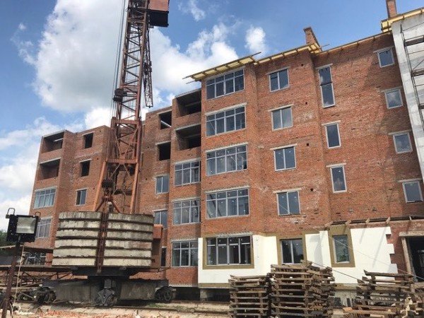 У ЖК «Парковий квартал» завершують другу чергу будівництва*