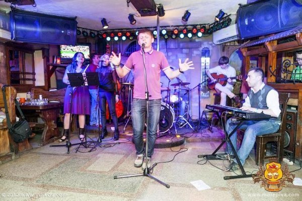 Луцький гурт презентував нову програму з пісень та сексу