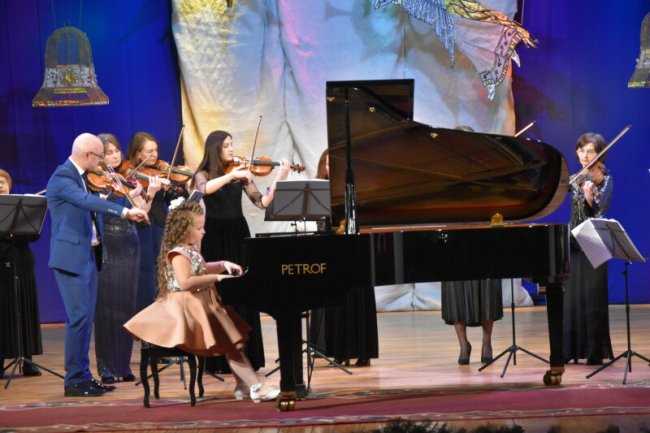 Лучани насолодилися різдвяним концертом оркестру «Con Moto». ФОТО