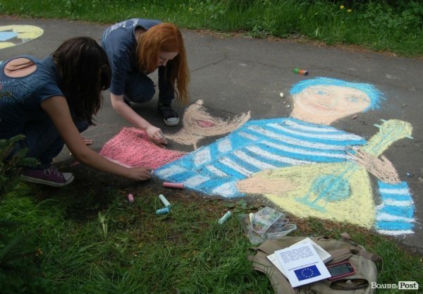 Луцький парк став кольоровішим у День Європи