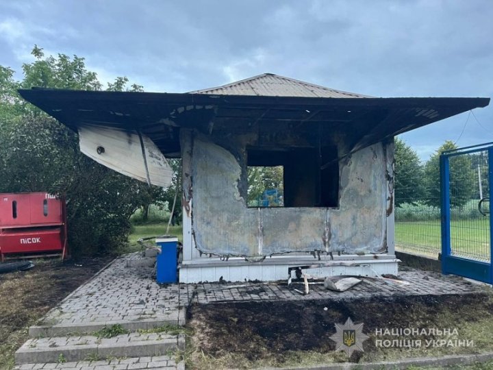 Поліція затримала чоловіка, який підпалив будівлю на Волині