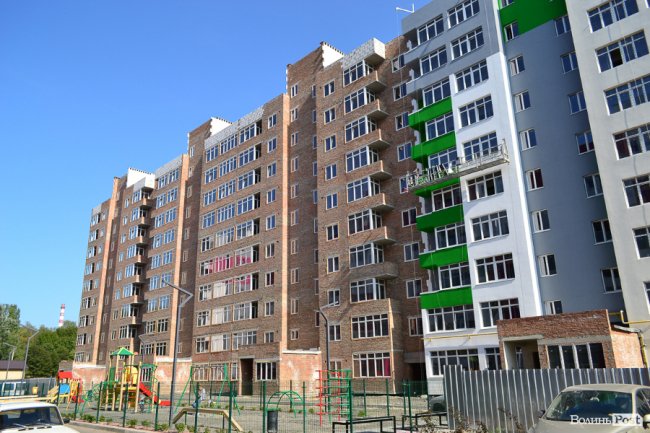 Фотозвіт із будівництва найяскравішого житлового комплексу Луцька*