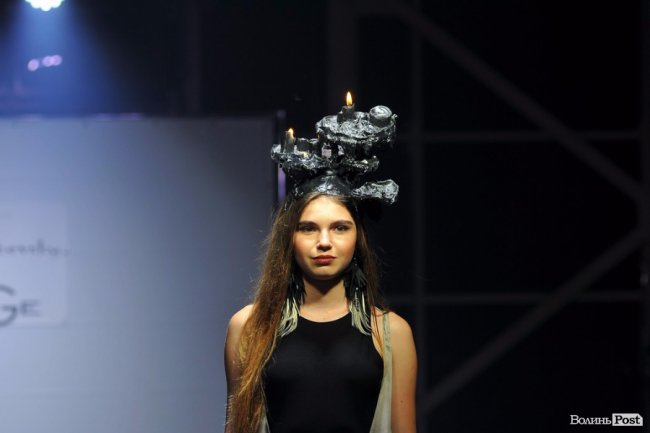 Свято краси і моди: як мийку в Луцьку перетворили на модний подіум