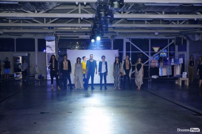 Свято краси і моди: як мийку в Луцьку перетворили на модний подіум