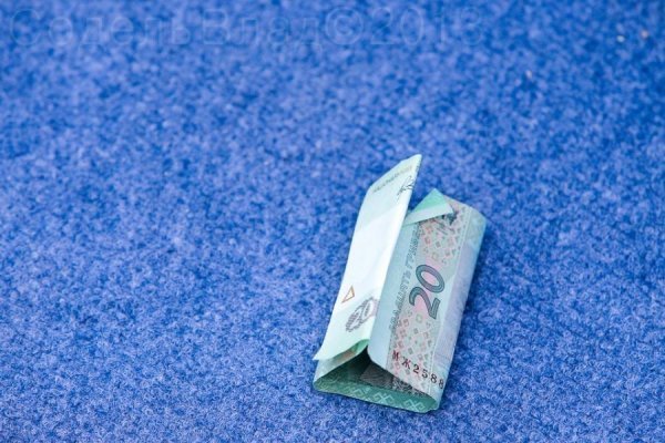 З якими обличчями керівники країни святкували День Незалежності. ФОТО