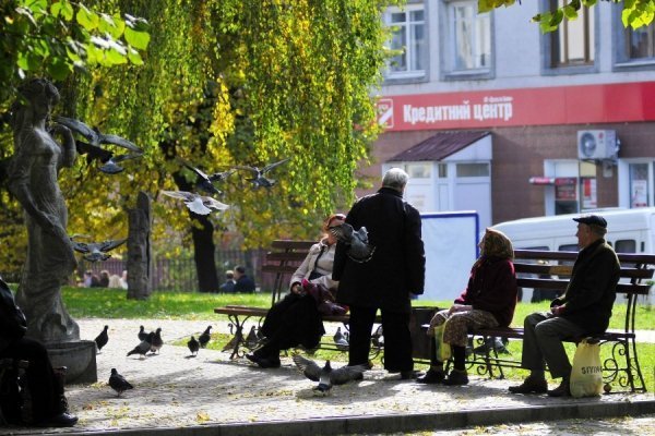 «Бабине літо» і «бебі-бум» Луцьку. ФОТО