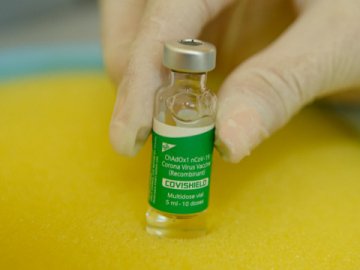 Неможливо заразитися коронавірусом від вакцини: пояснення МОЗ