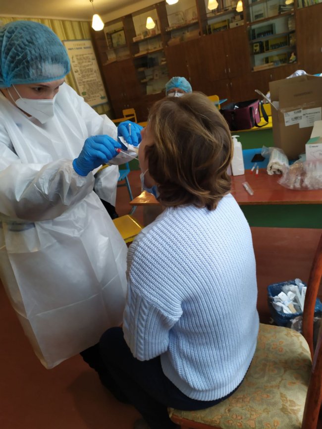 В одному з ліцеїв Луцького району – спалах коронавірусу: виявили 25 хворих