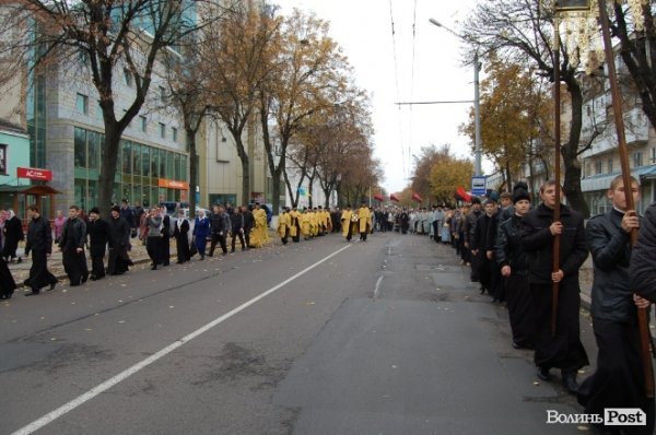 У Луцьку молилися за українську владу і вступ до ЄС. ФОТО 