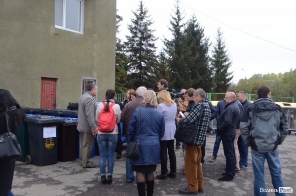 Автомобілі «Луцькспецкомунтрансу» ще послужать бійцям АТО. ФОТО