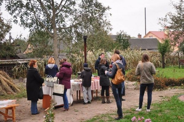«Озерний вітер» зібрав лучан на благодійний пікнік. ФОТО
