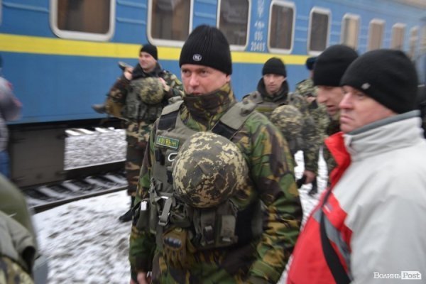 Луцькі прикордонники їдуть захищати країну на Схід. ФОТО