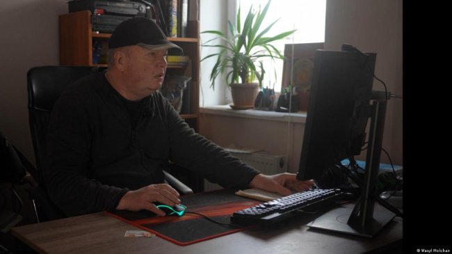 Житель Бучі зафільмував воєнні злочини армії РФ, встановивиши камеру на горищі. ВІДЕО