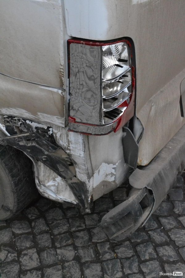 У Луцьку - потрійна аварія. ФОТО