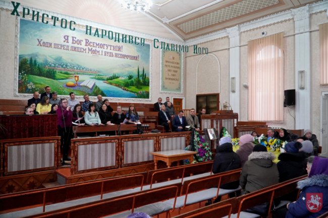 Волиняни навколішки провели в останню путь Героя Валентина Хлопцева