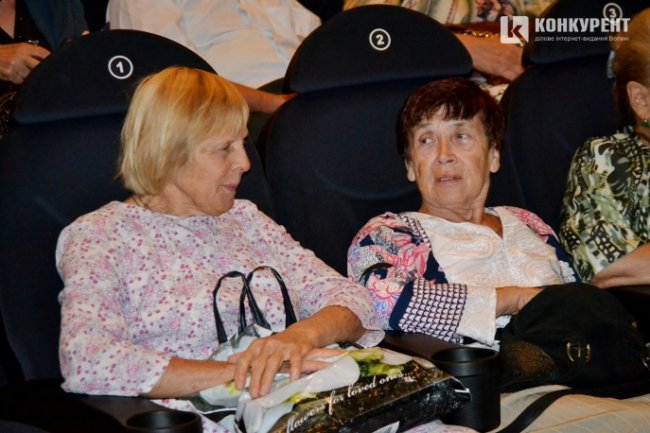 У Луцьку пенсіонерам показували фільм про Симона Петлюру. ФОТО