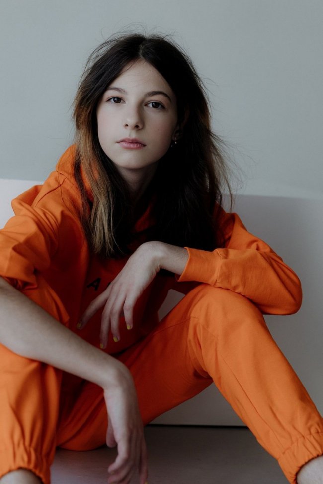 Відома телеведуча здійснила мрію 13-річної дівчини, маму якої вбили рашисти