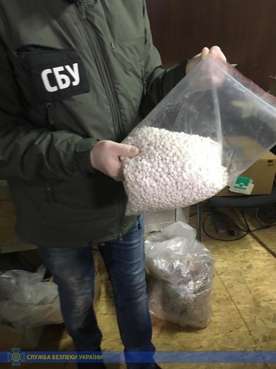 На Волині викрили подружжя, яке займалось контрабандою наркотиків